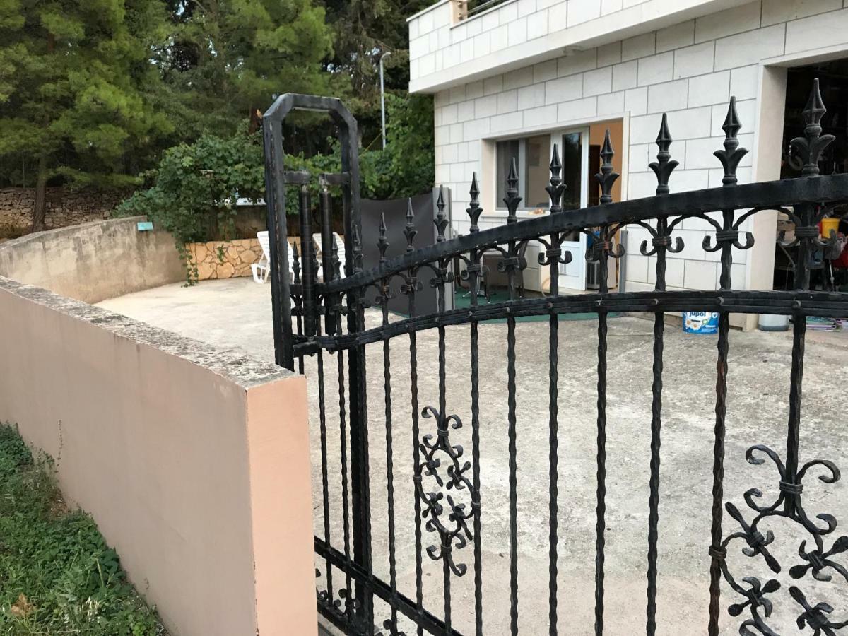 Peter&Zana Apartments Stari Grad  Exterior photo