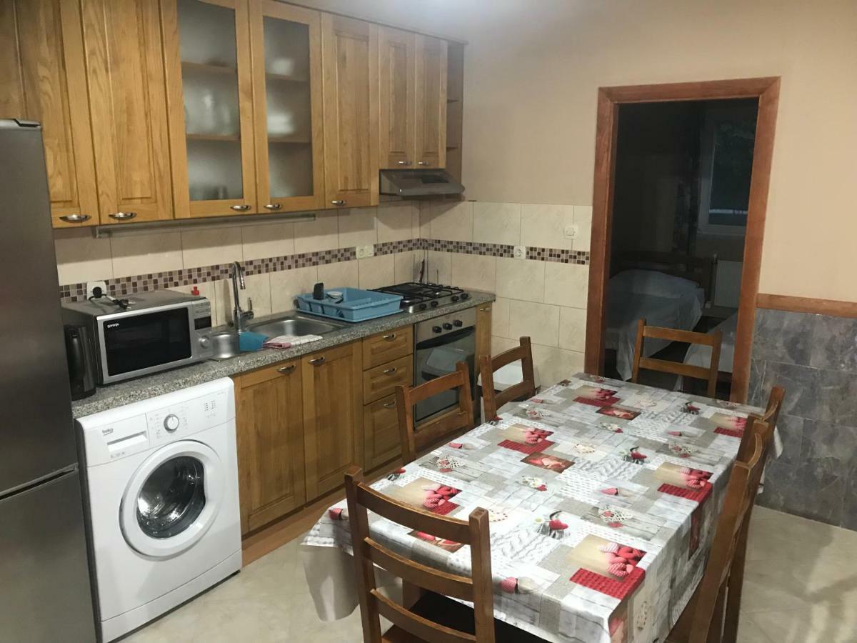 Peter&Zana Apartments Stari Grad  Exterior photo